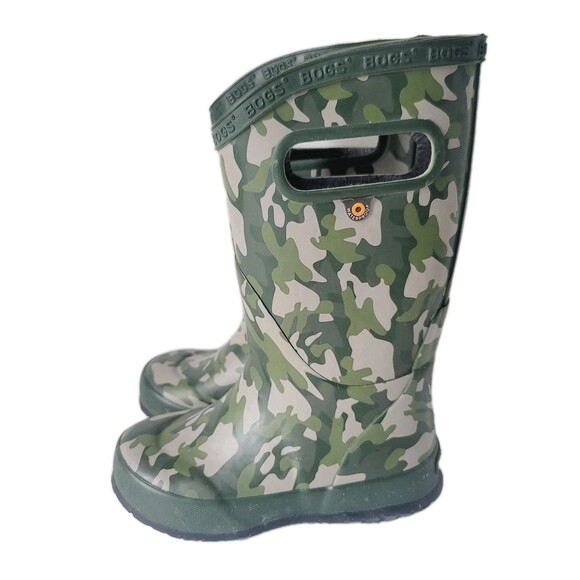 Bogs Other - Bogs Rain boot Green Camo toddler size 10 Waterproof